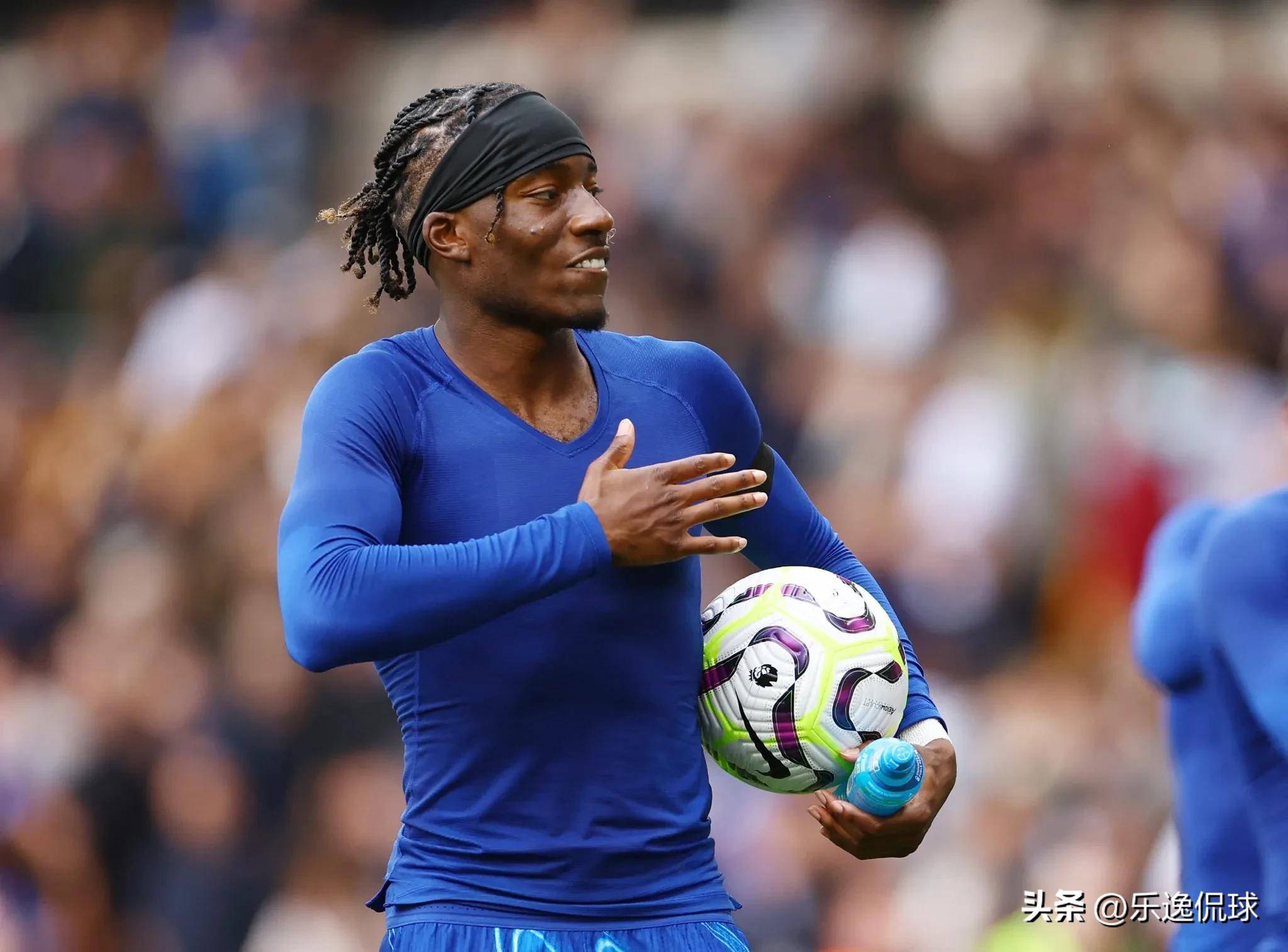 开云体育官网-阿森纳再遭困扰，雄心难成