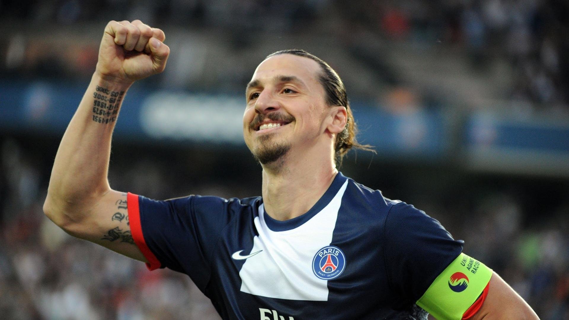 开云体育-加维关键战不手软，阿尔及利亚节奏掌控里昂—新星与战术的交响曲