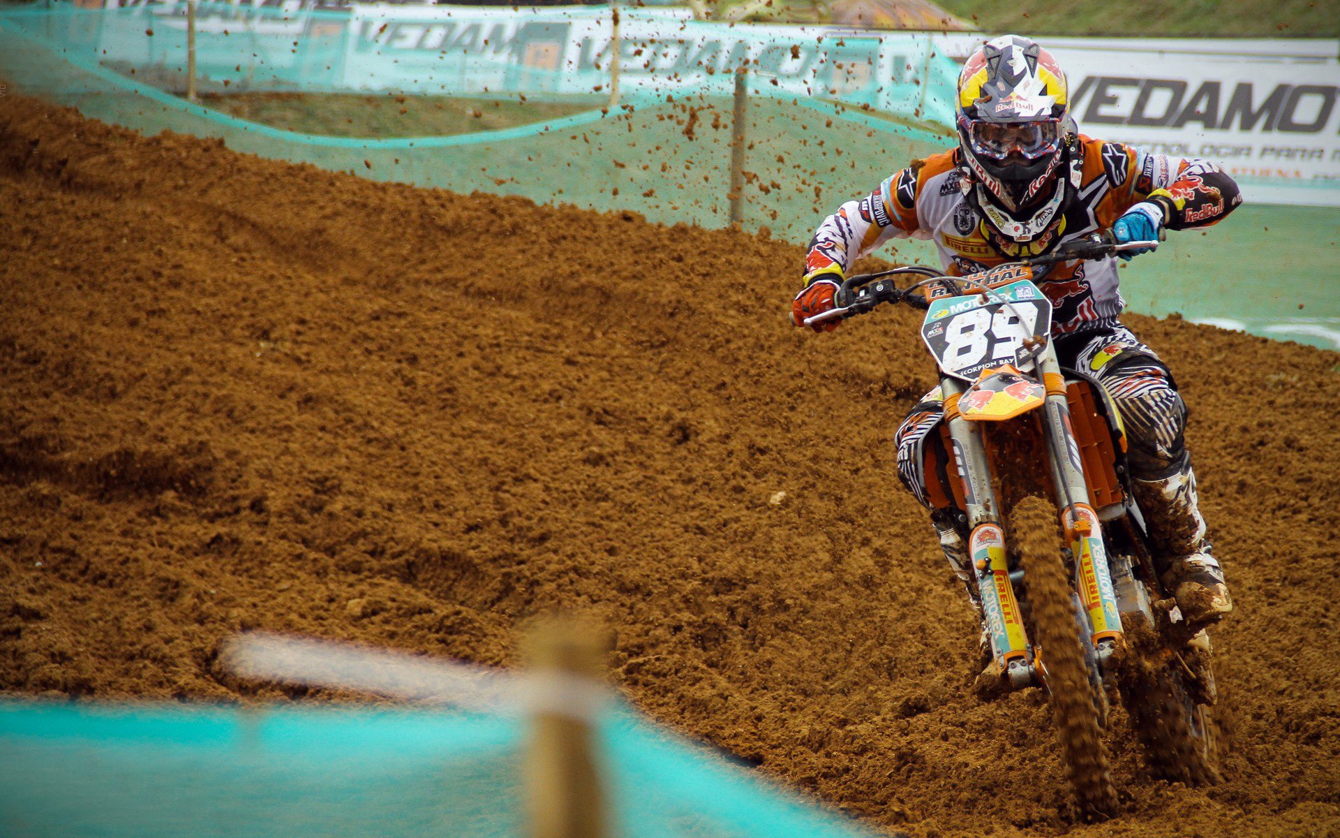 唯一性之战,当曼联收割国米,奥利维耶却在西甲德比接管舞台