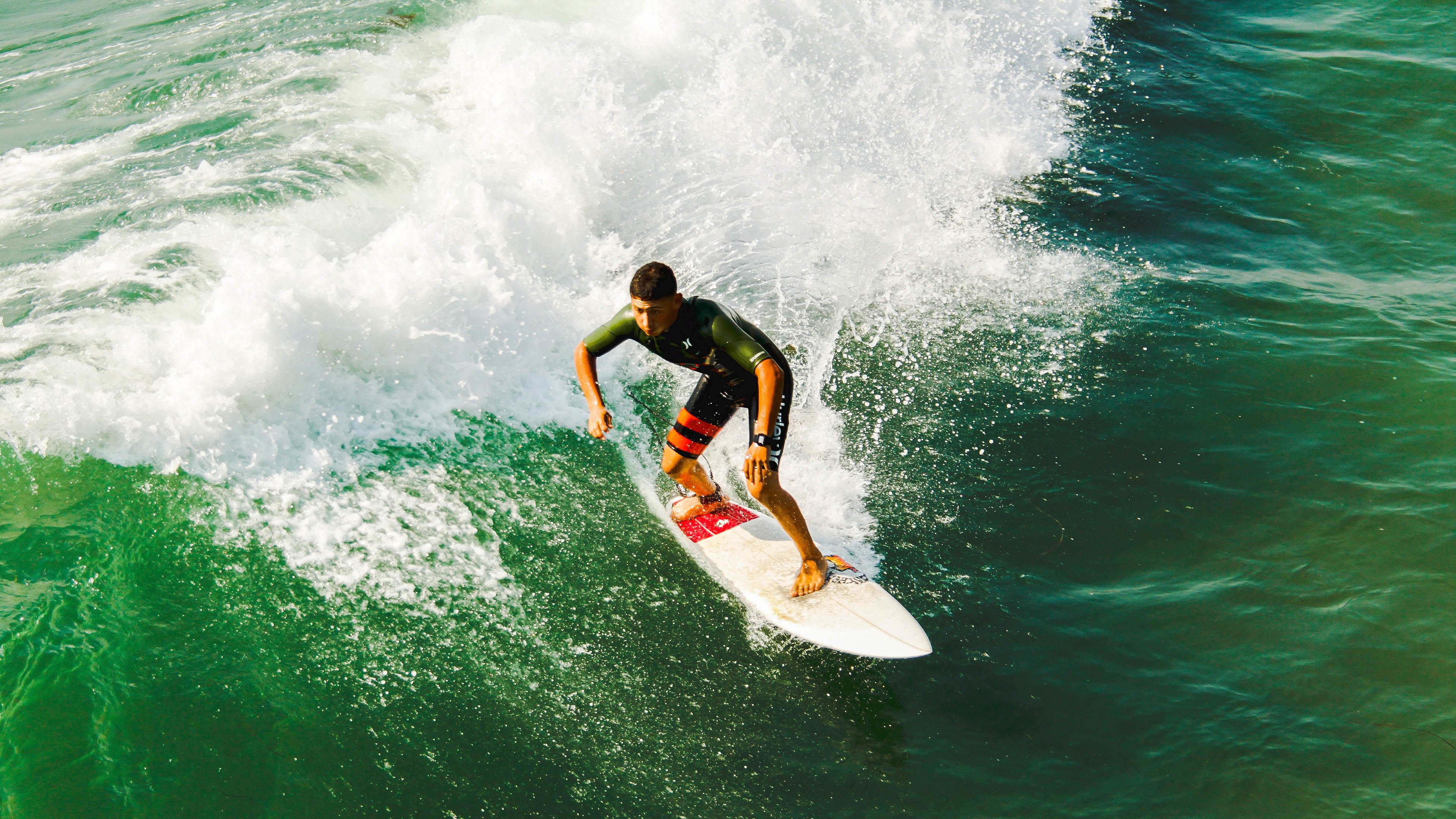 开云APP-切特·霍姆格伦，生死战中的开拓者新脊梁